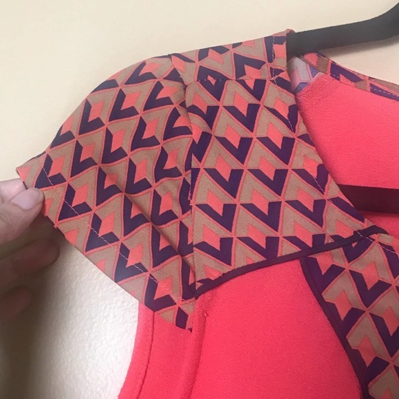 Francescas Buttons Shift‎ Mini Dress Womens Small Coral Short Cap Sleeves - Picture 4 of 9